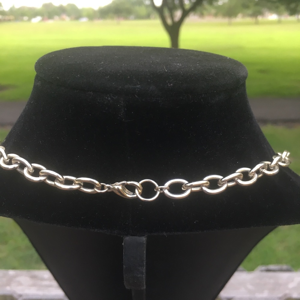 Gold Tone Large Links Ópera Necklace - Picture 4 of 4
